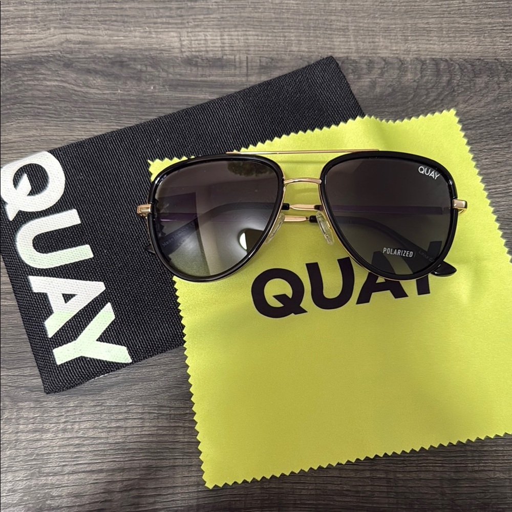 Quay Australia Black Aviator Sunglasses